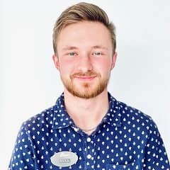 Staff member Ryan Sanders from 30d46f09e3dc
