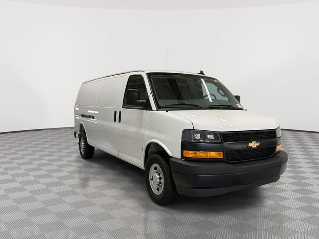 2025 Chevrolet Express Cargo Work Van - Photo 15