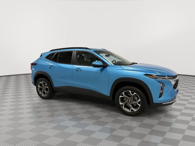 2026 Chevrolet Trax LT - Photo 13
