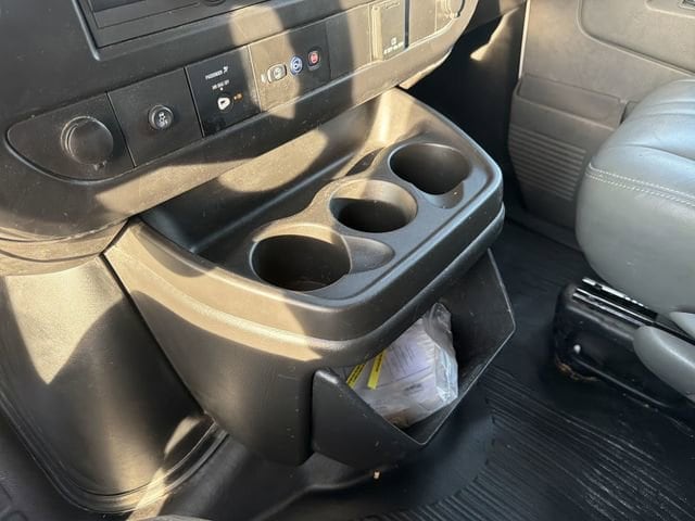 2025 Chevrolet Express Cargo Work Van - Photo 20