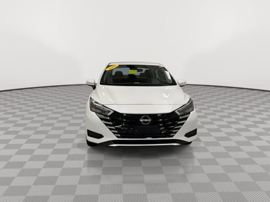 Used 2025 Nissan Versa 1.6 SV Sedan