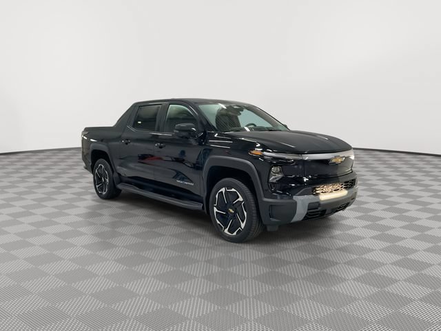 2026 Chevrolet Silverado EV LT - Photo 13