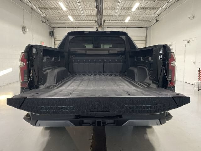 2026 Chevrolet Silverado EV LT - Photo 15