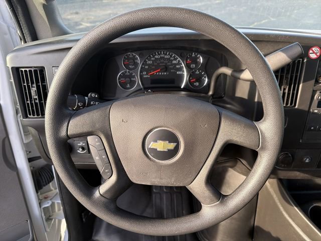 2025 Chevrolet Express Cargo Work Van - Photo 26