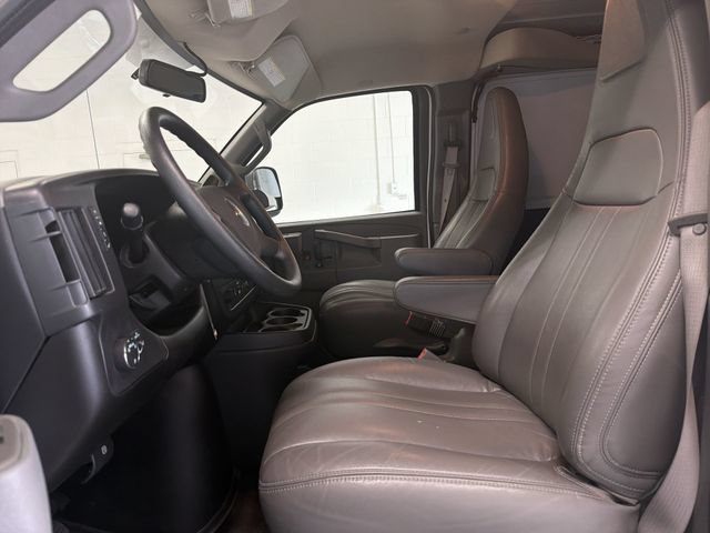 2025 Chevrolet Express Cargo Work Van - Photo 21