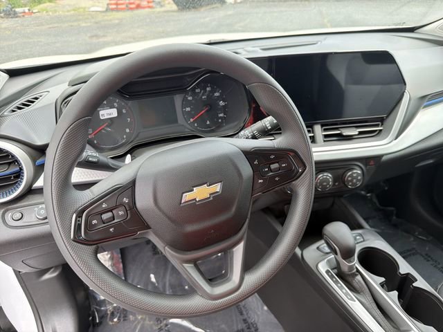 2026 Chevrolet Trax LS - Photo 17