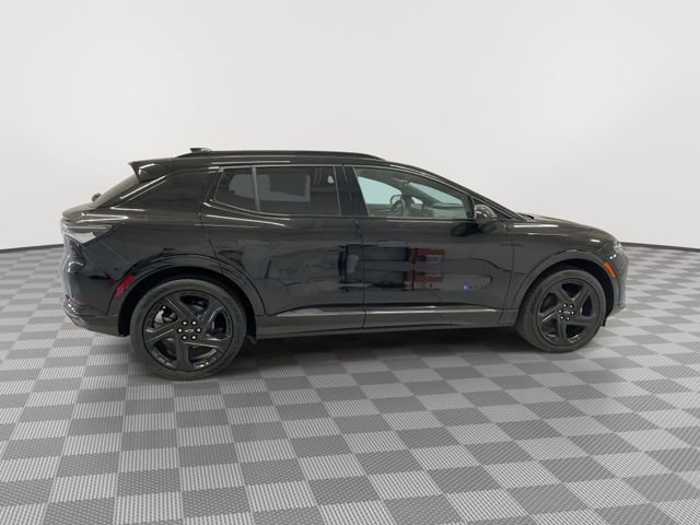 2025 Chevrolet Equinox EV RS - Photo 12