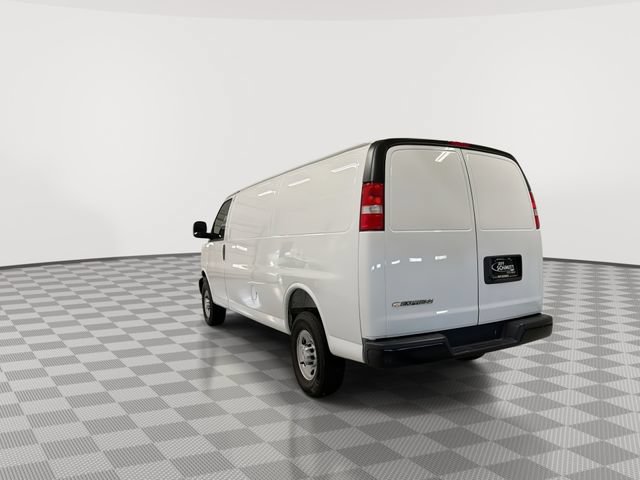 2025 Chevrolet Express Cargo Work Van - Photo 10