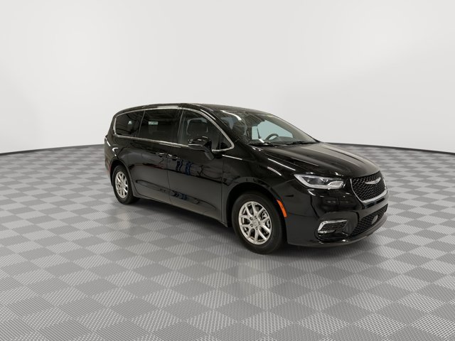 2025 Chrysler Pacifica Select - Photo 13