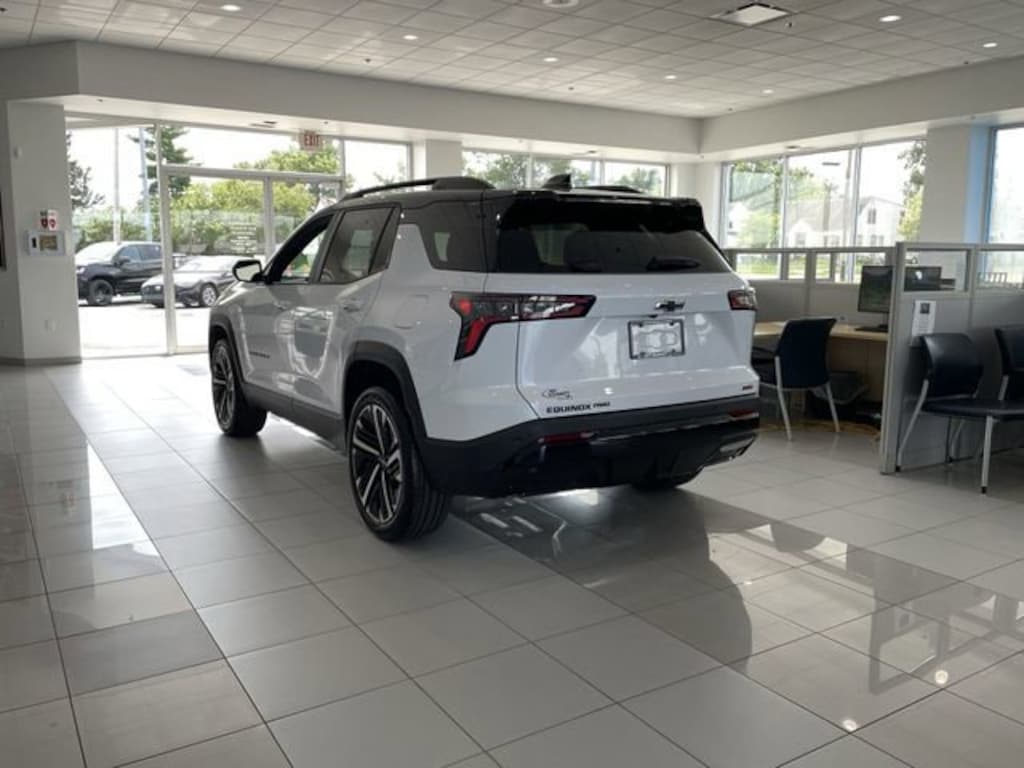 New 2026 Chevrolet Equinox RS SUV