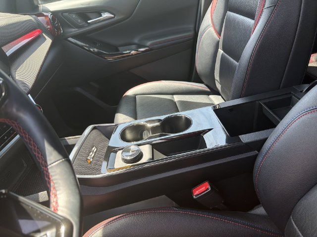 2025 Chevrolet Equinox RS - Photo 27