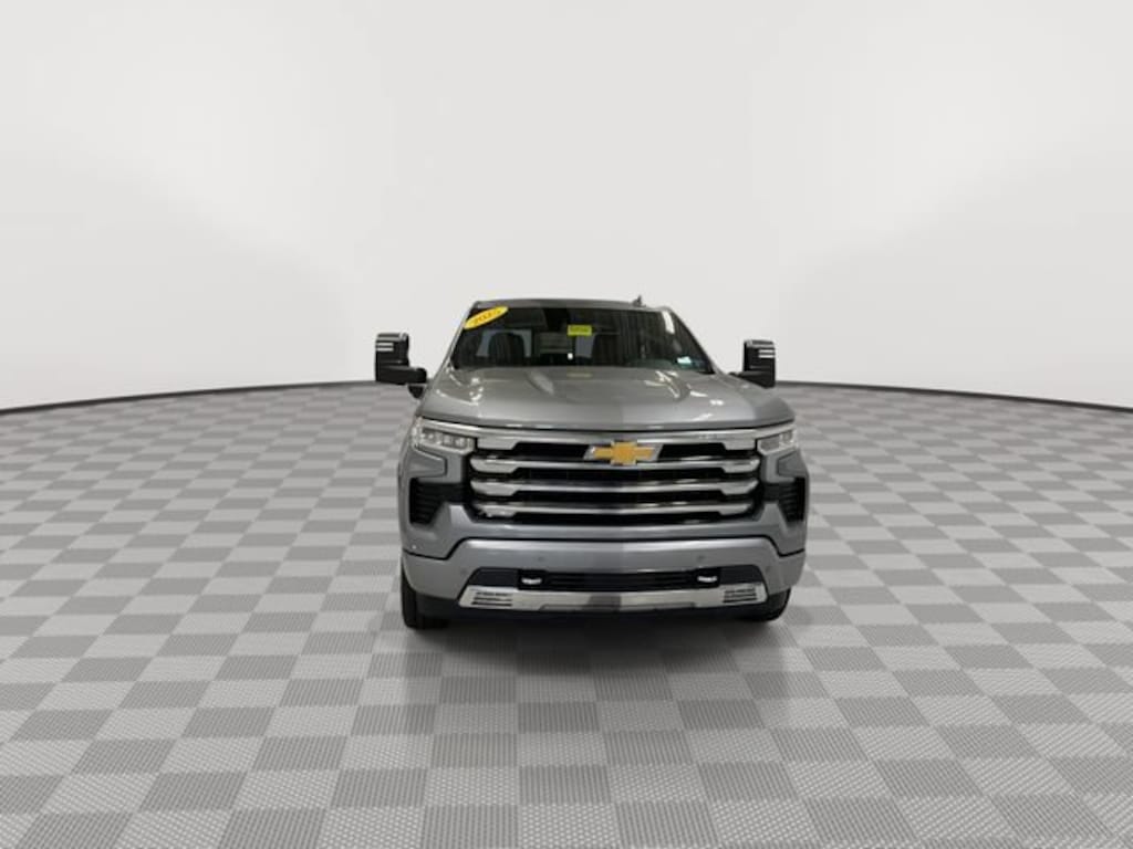 Used 2025 Chevrolet Silverado 1500 High Country Truck Crew Cab