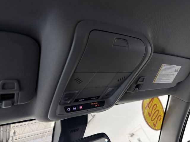 2024 Chevrolet Equinox LT - Photo 32