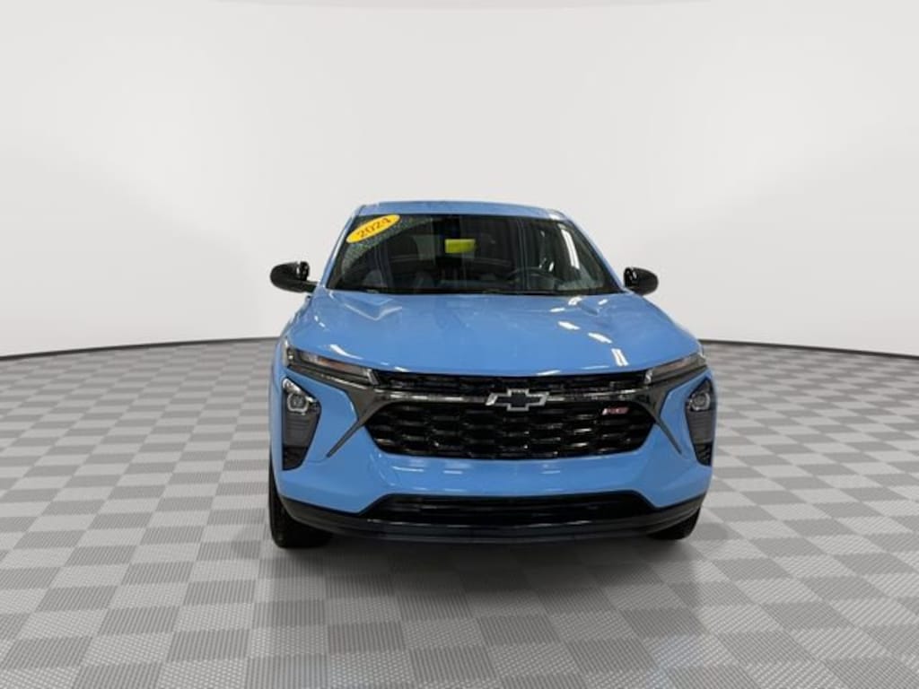 Used 2024 Chevrolet Trax 1RS SUV