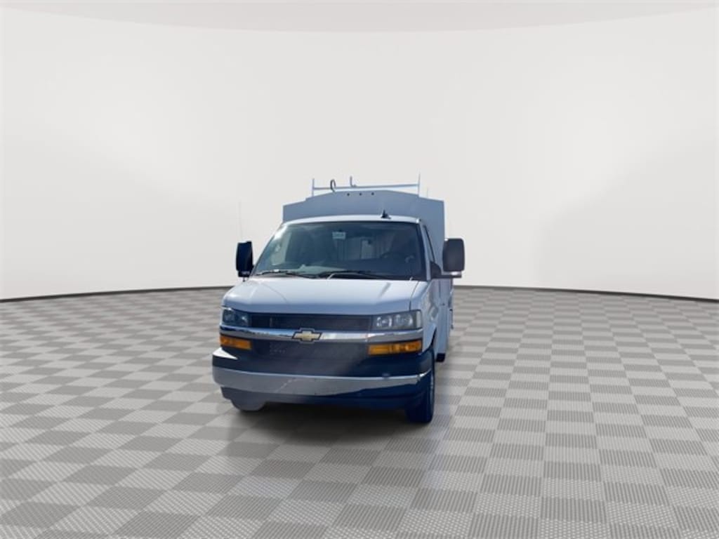 New 2025 Chevrolet Express Cutaway 3500 1WT Cutaway Van