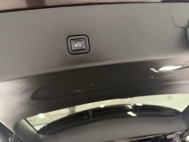 2021 Chevrolet Traverse 3LT - Photo 17