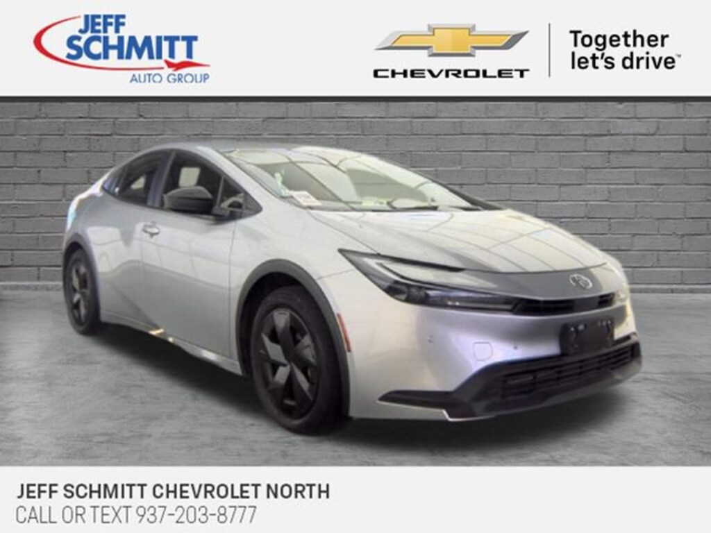 Used 2025 Toyota Prius LE