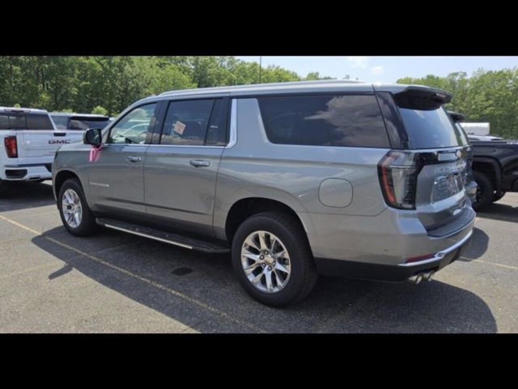 Used 2026 Chevrolet Suburban Premier SUV