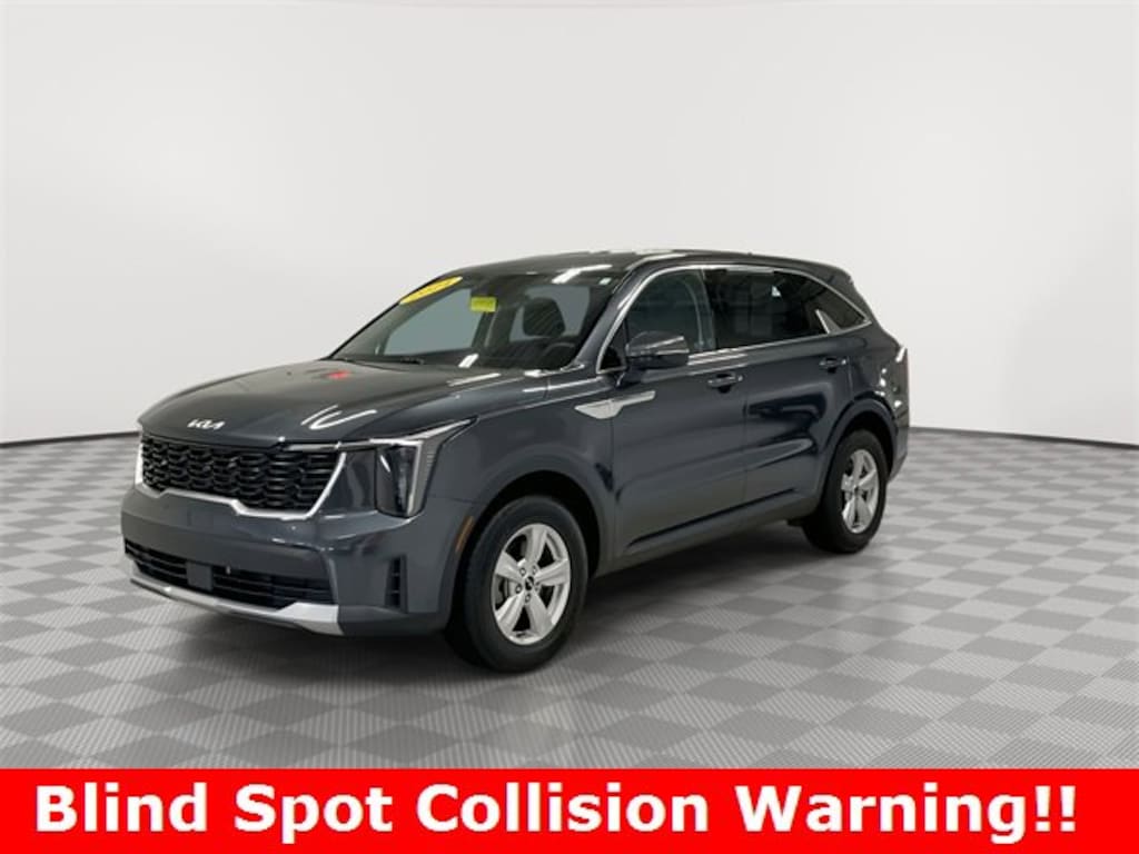 Used 2024 Kia Sorento LX