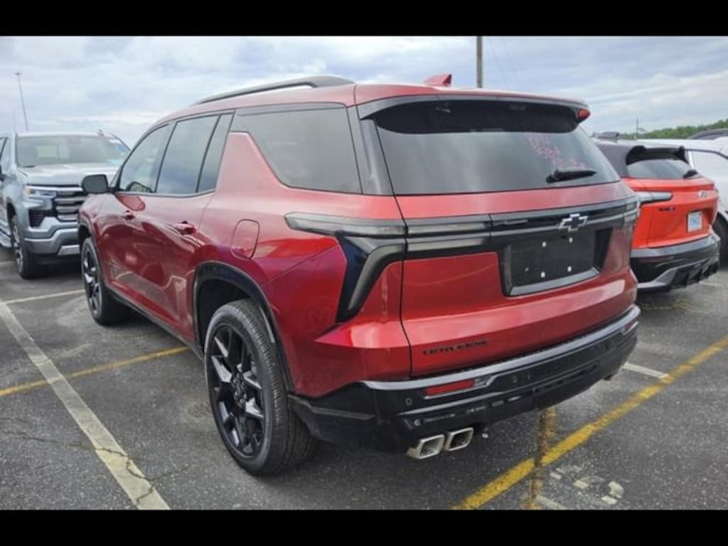 Used 2026 Chevrolet Traverse RS SUV