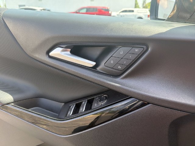 2025 Chevrolet Equinox RS - Photo 26