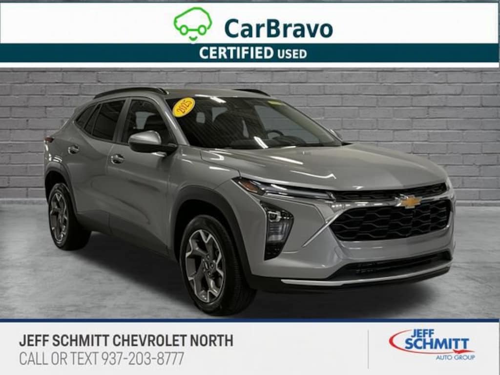 Used 2025 Chevrolet Trax LT SUV