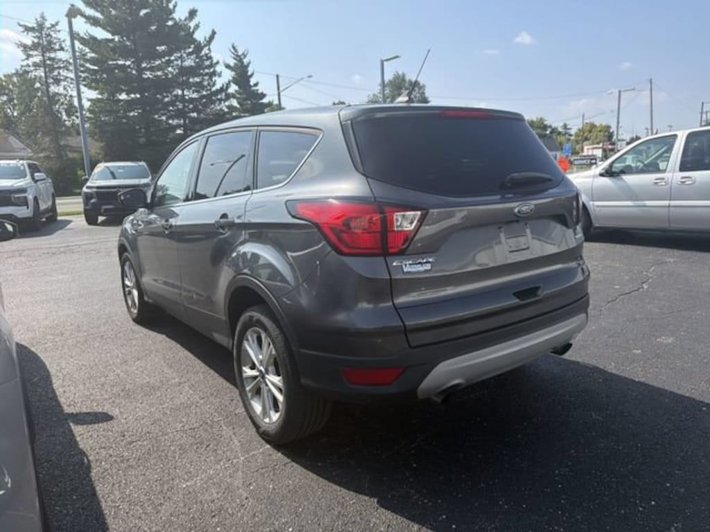 Used 2019 Ford Escape SE SUV