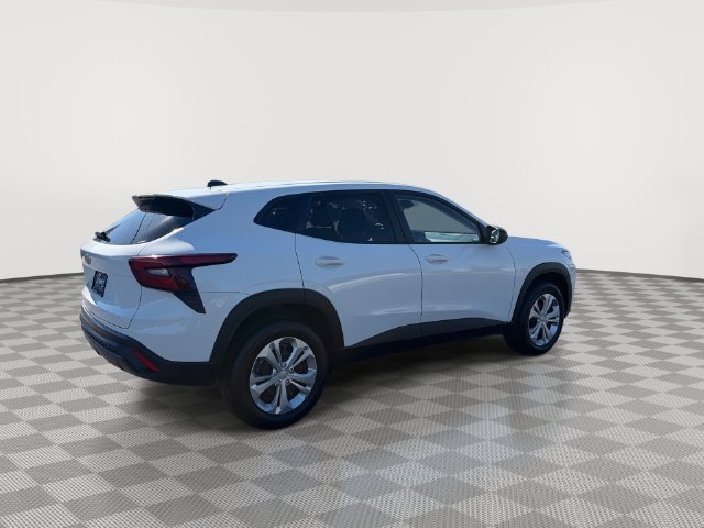2026 Chevrolet Trax LS - Photo 13