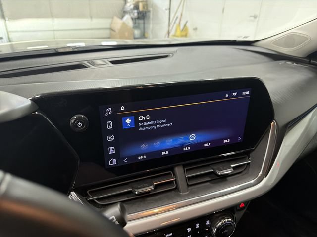 2025 Chevrolet Trax LT - Photo 25