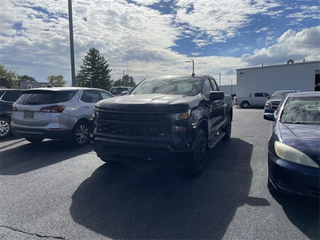 New 2026 Chevrolet Silverado 1500 Custom Truck