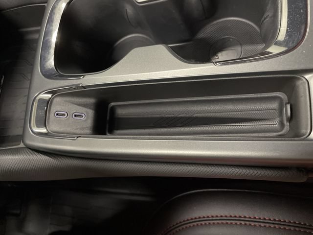2025 Chevrolet Equinox EV RS - Photo 31