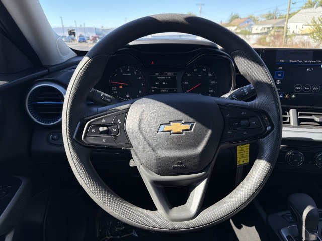2026 Chevrolet Trax LS - Photo 30