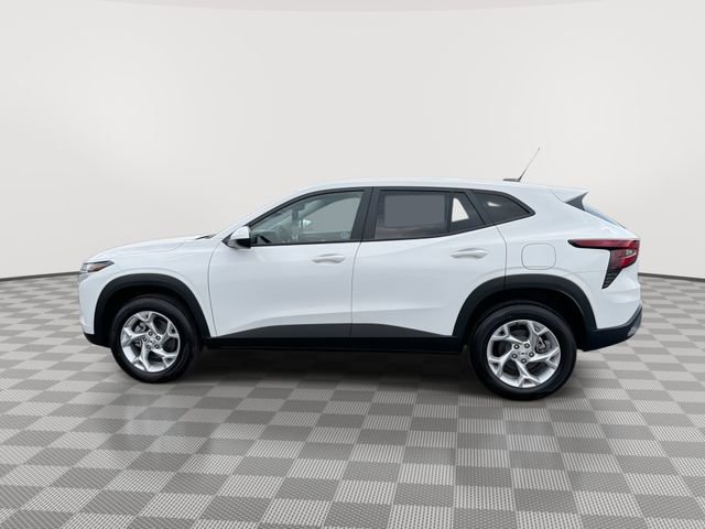 2026 Chevrolet Trax LS - Photo 6