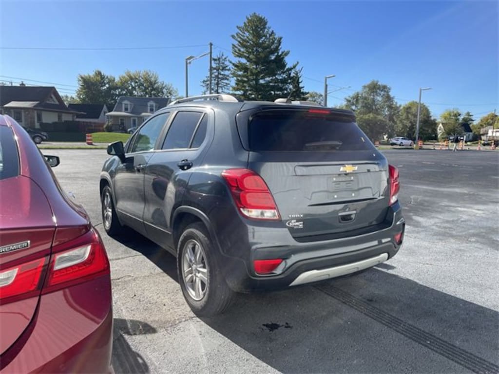 Used 2021 Chevrolet Trax LT SUV