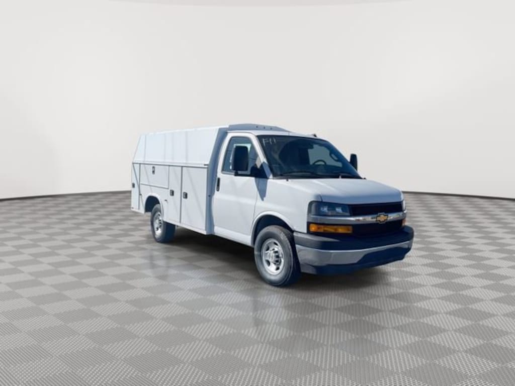 New 2025 Chevrolet Express Cutaway 3500 1WT Cutaway Van