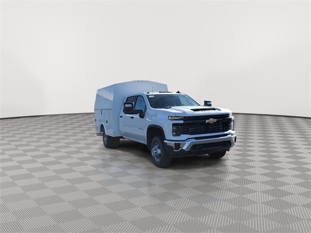 2024 Chevrolet Silverado 3500HD Work Truck photo 2