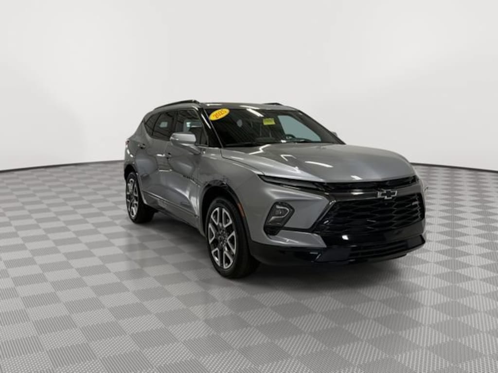 Used 2025 Chevrolet Blazer RS SUV