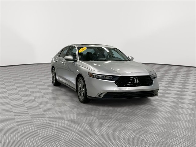 Used 2024 Honda Accord EX with VIN 1HGCY1F35RA071748 for sale in Fairborn, OH