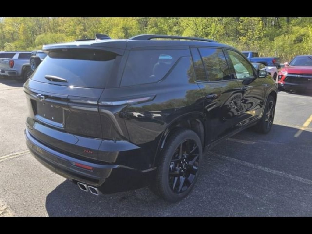 Used 2024 Chevrolet Traverse RS SUV