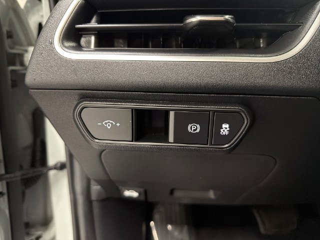 2025 Kia K4 LXS - Photo 27