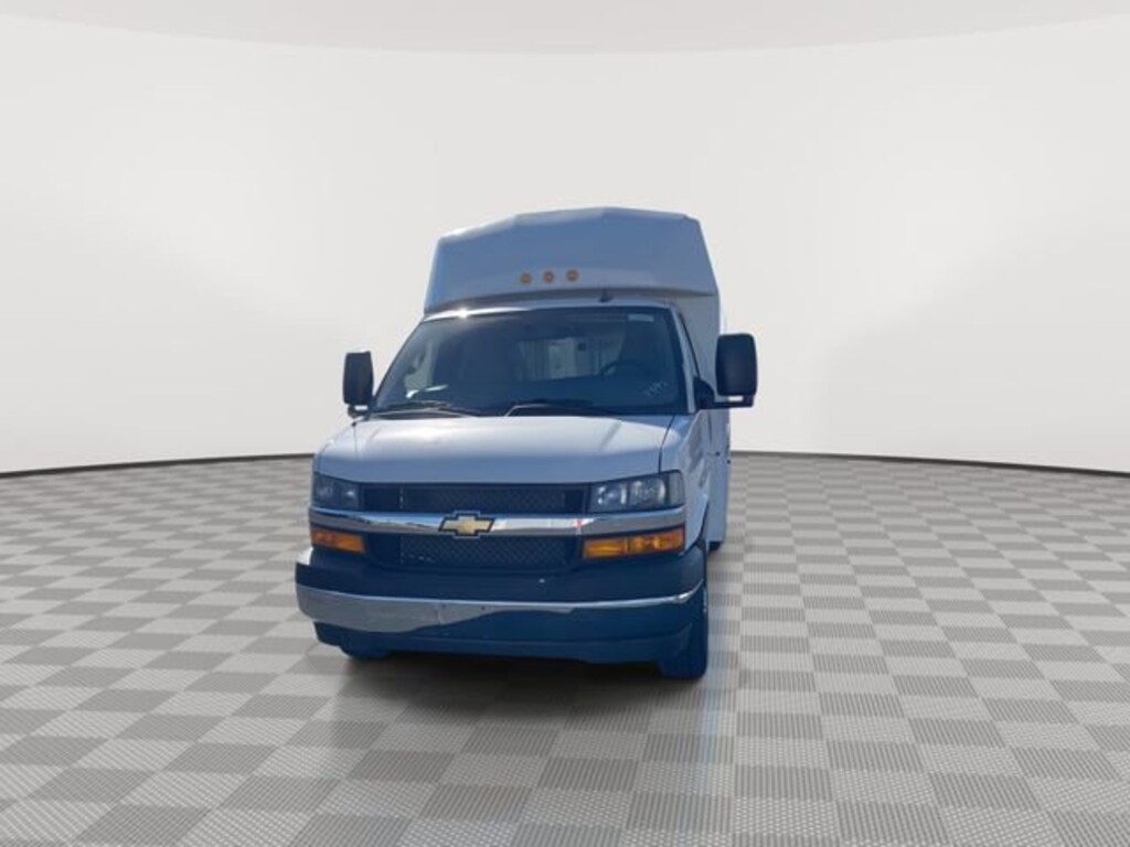 New 2025 Chevrolet Express Cutaway 3500 1WT Cutaway Van