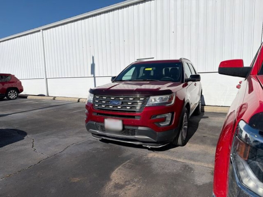 Used 2016 Ford Explorer XLT SUV