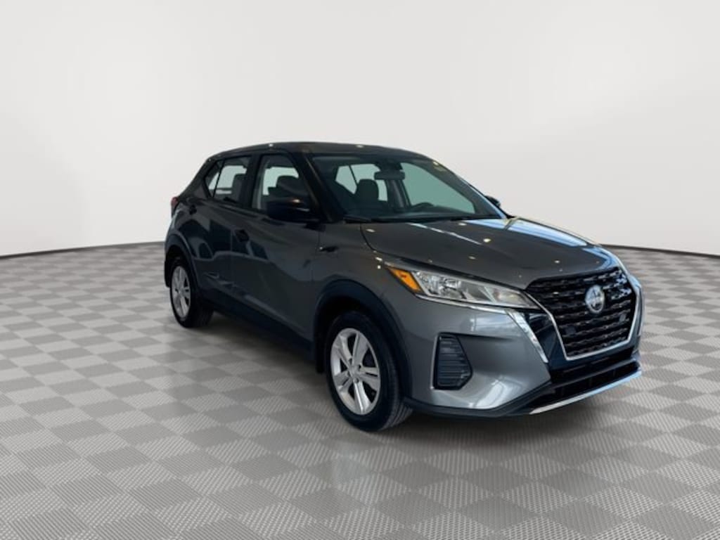 Used 2024 Nissan Kicks S Xtronic CVT SUV