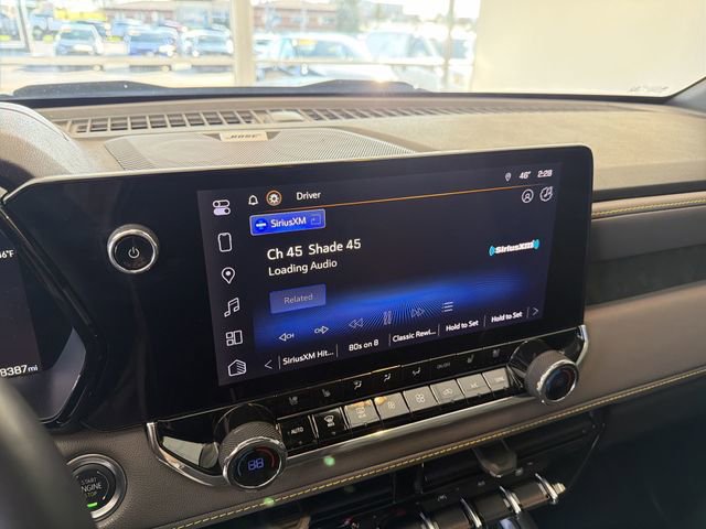 2025 Chevrolet Colorado ZR2 - Photo 24