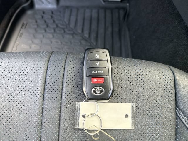 2026 Toyota Camry XSE - Photo 34