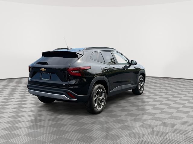 2025 Chevrolet Trax LT - Photo 10