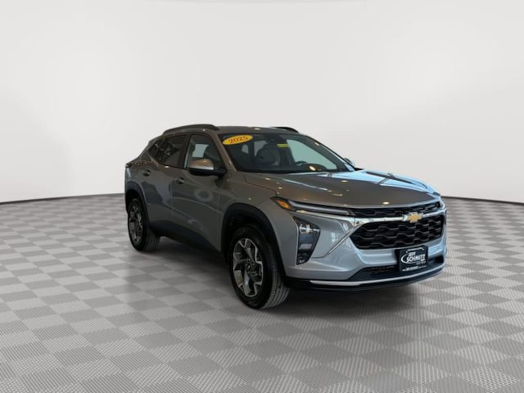 Certified 2025 Chevrolet Trax LT SUV