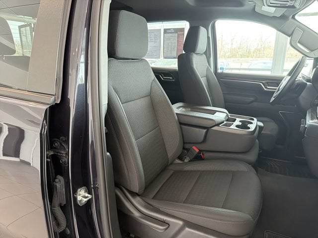2023 Chevrolet Silverado 1500 LT - Photo 19