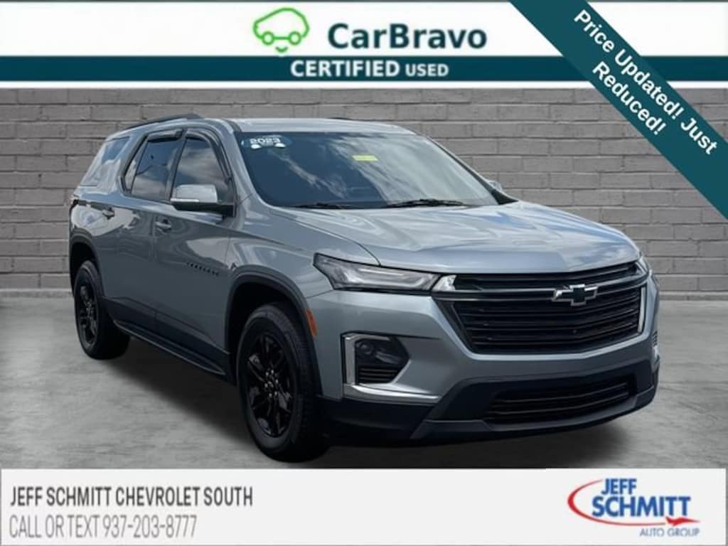 Used 2023 Chevrolet Traverse LT Cloth SUV