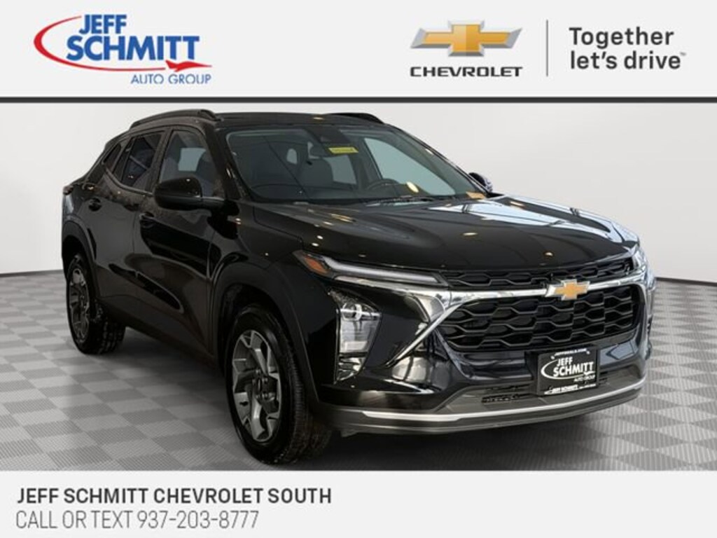 Certified 2025 Chevrolet Trax LT SUV